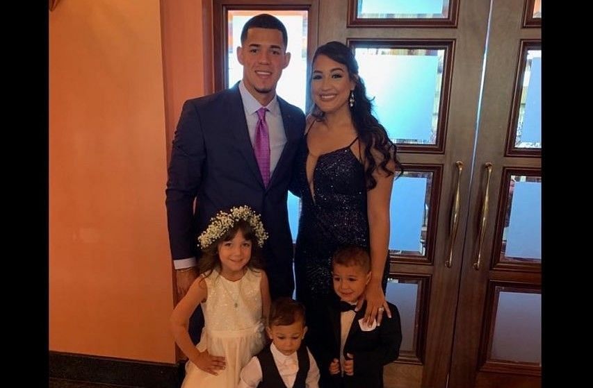 Jose Berrios wife